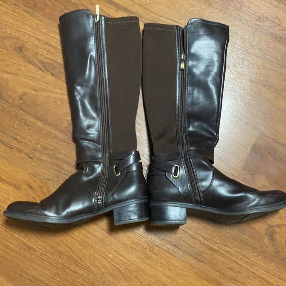 Brown mid rise boots - Picture 3 of 4